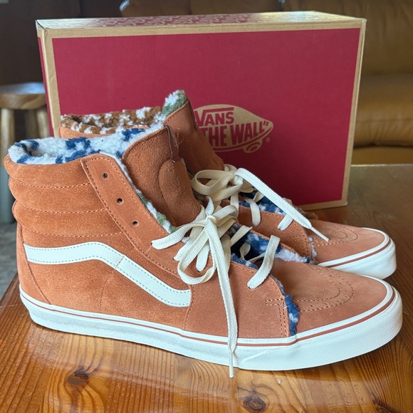 Vans Brown and White High-Top Athletic Shoes faux fur lined nwt in original box - Picture 1 of 14